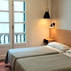 https://roquefer-bilbao-central-rooms.sansebastianhotels.net