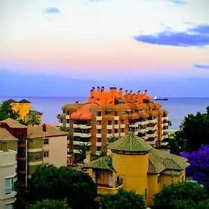 https://malaga-beach-and-center-backpackers.1costadelsol.com